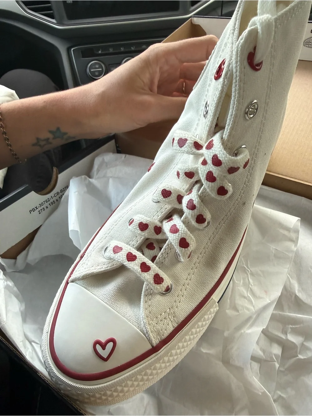Converse cream canvas